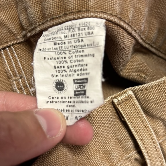 Vintage Carhartt Shorts - Picture 4 of 4